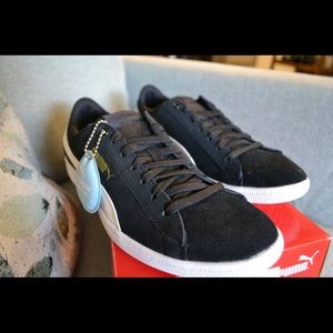 Puma Vicky Women’s sneakers size 8